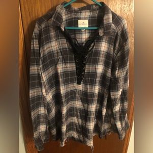 American Eagle slip over flannel